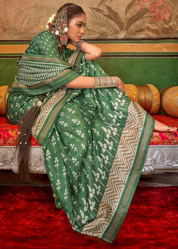 Emerald Green Silk Saree in Traditional Design with Aqua Finish