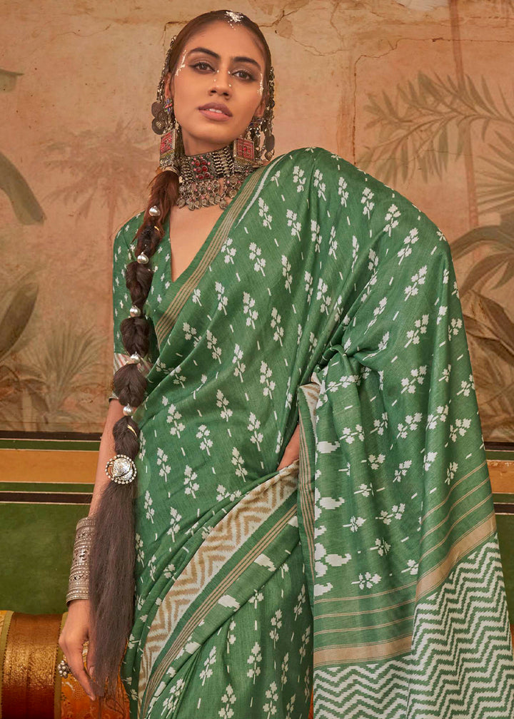 Emerald Green Silk Saree in Traditional Design with Aqua Finish