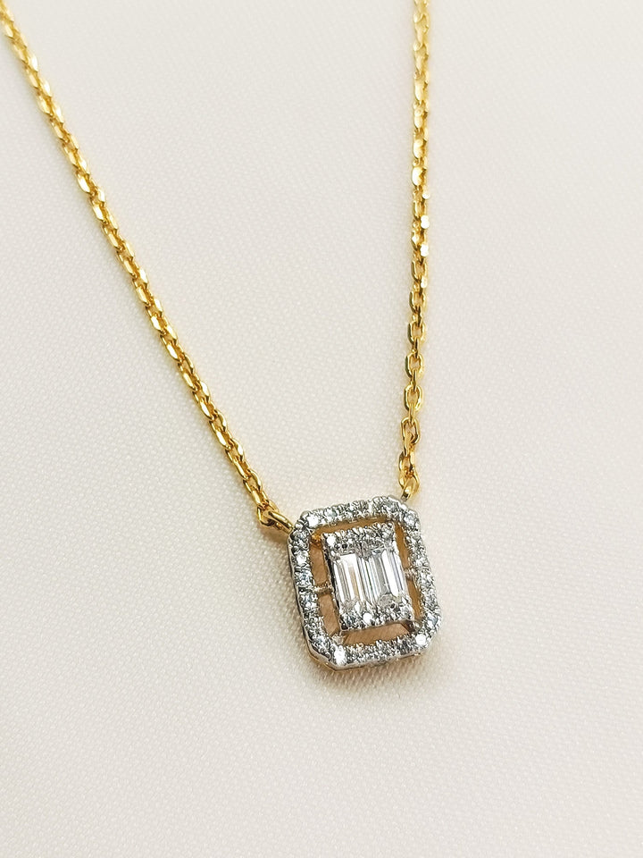Rossy 92.5 Silver Swarovski Stone Pendal