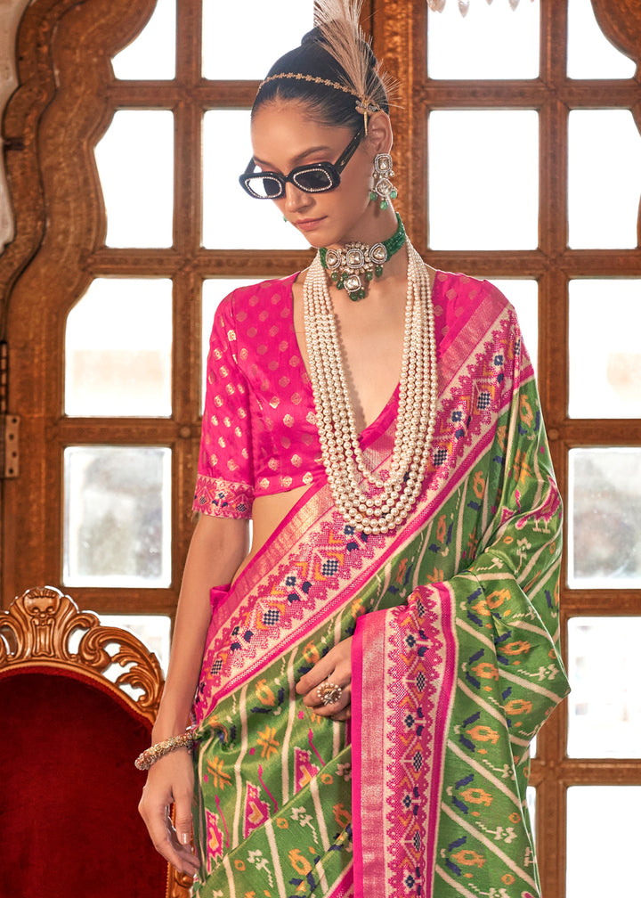 Green & Pink Patola Printed Traditional Silk Saree
