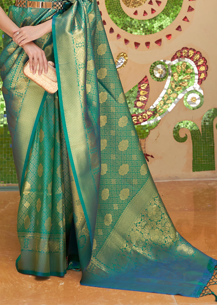 Dual Tone Green Kanjivaram Silk Saree Adorned with Zari Woven Butti