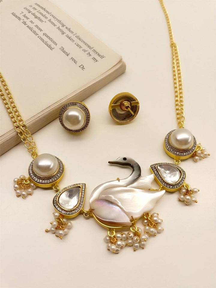 Elizabeth White Duck Boutique Choker Set - House of Sarvati LLC