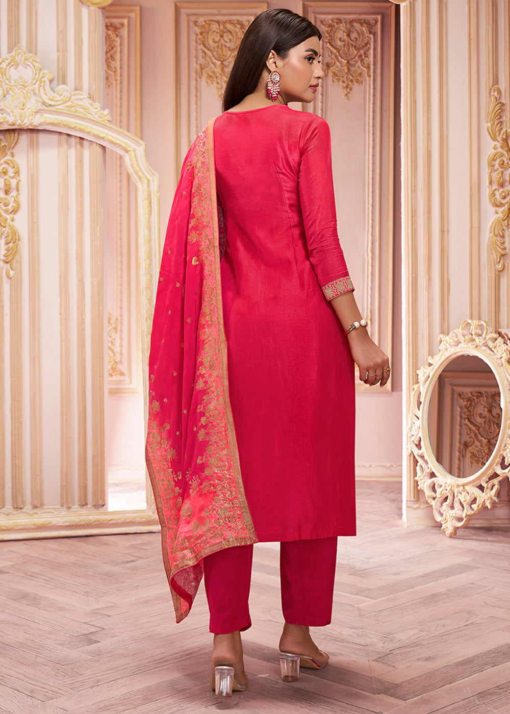 Reddish Pink Dola Silk Suit Featuring Jacquard Pattern Weaving