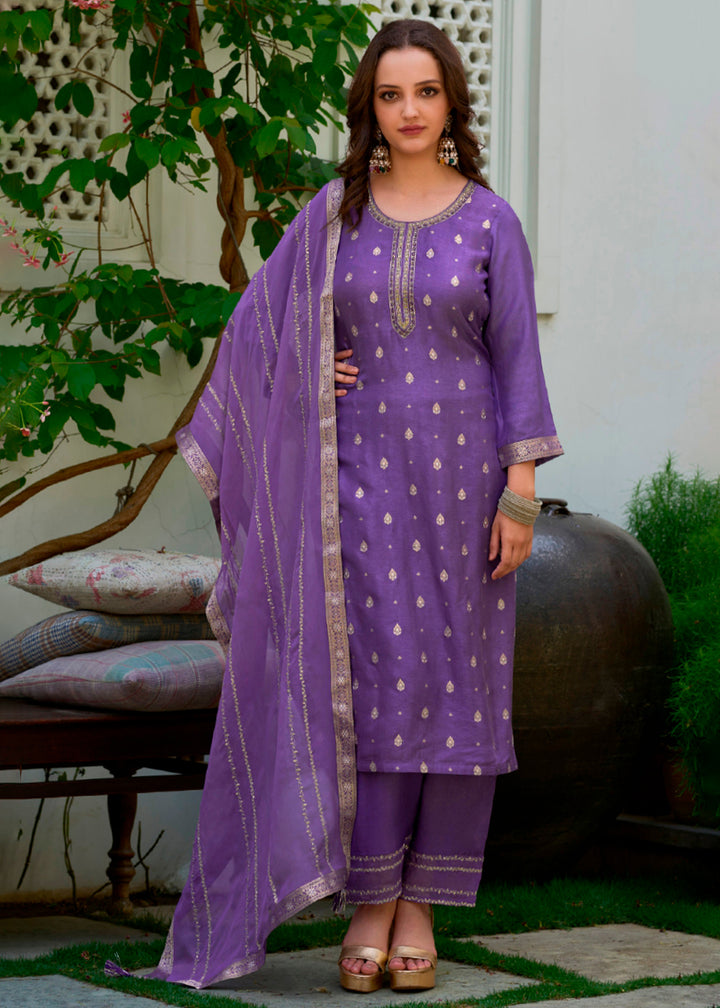 Amethyst Purple Dola Silk Suit Featuring Jacquard Pattern Weaving