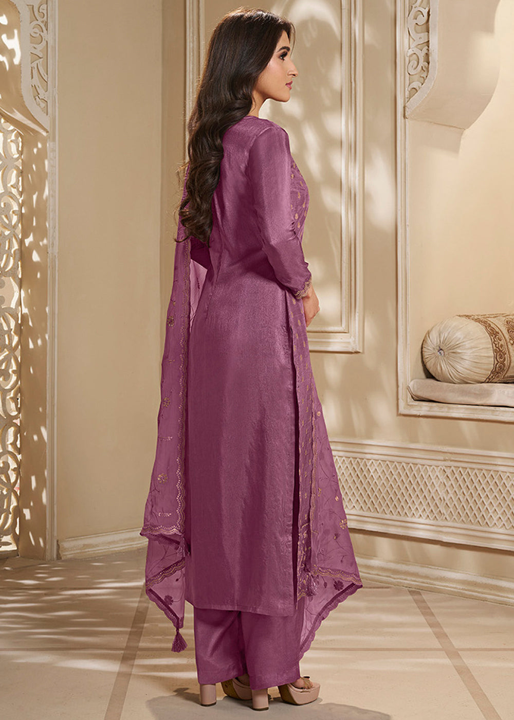 Light Plum Purple Jacquard Dola Silk Suit Embellished with Embroidered Neckline