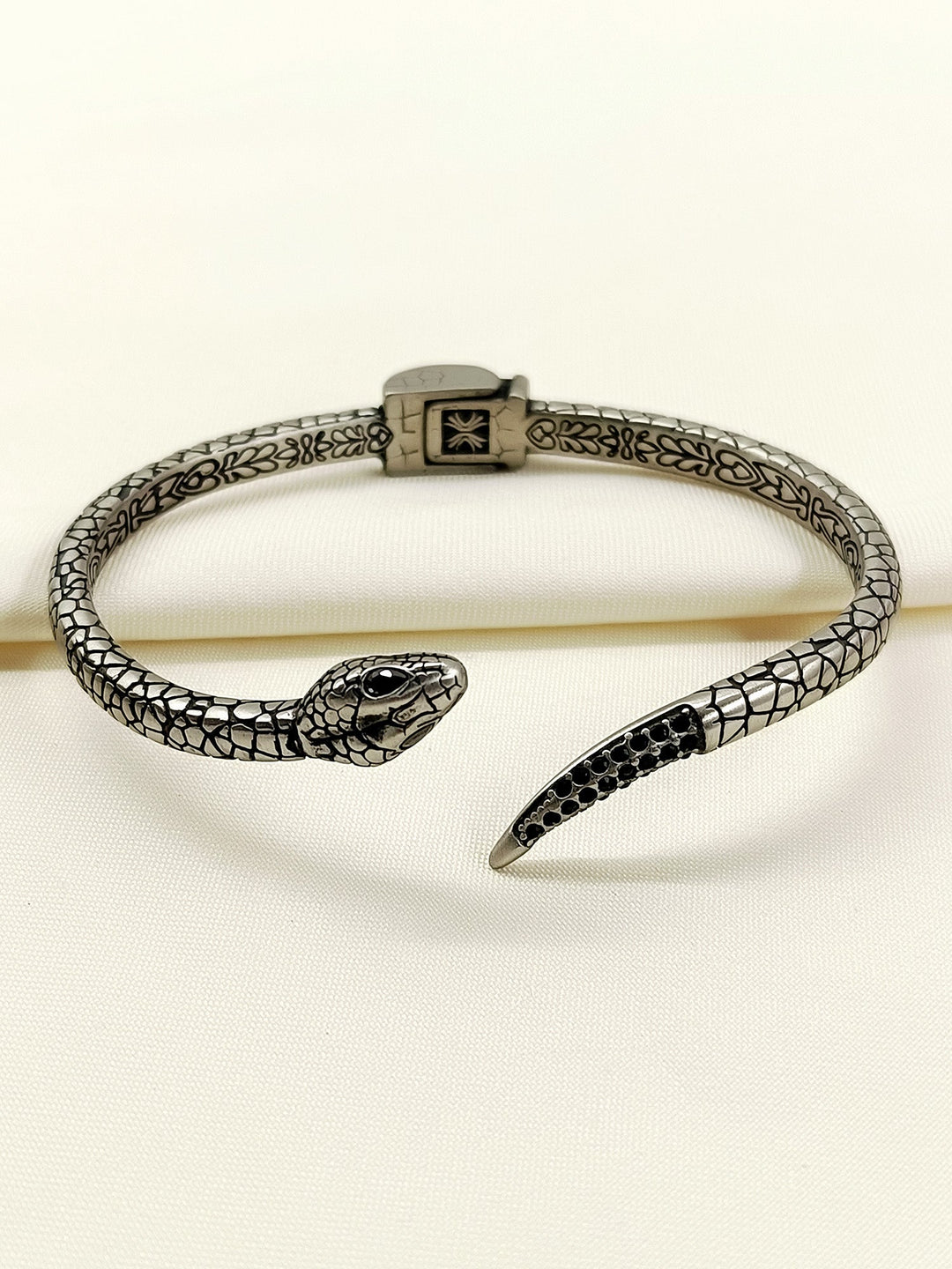 Satyajit Naga Snake Gun Metal Men&