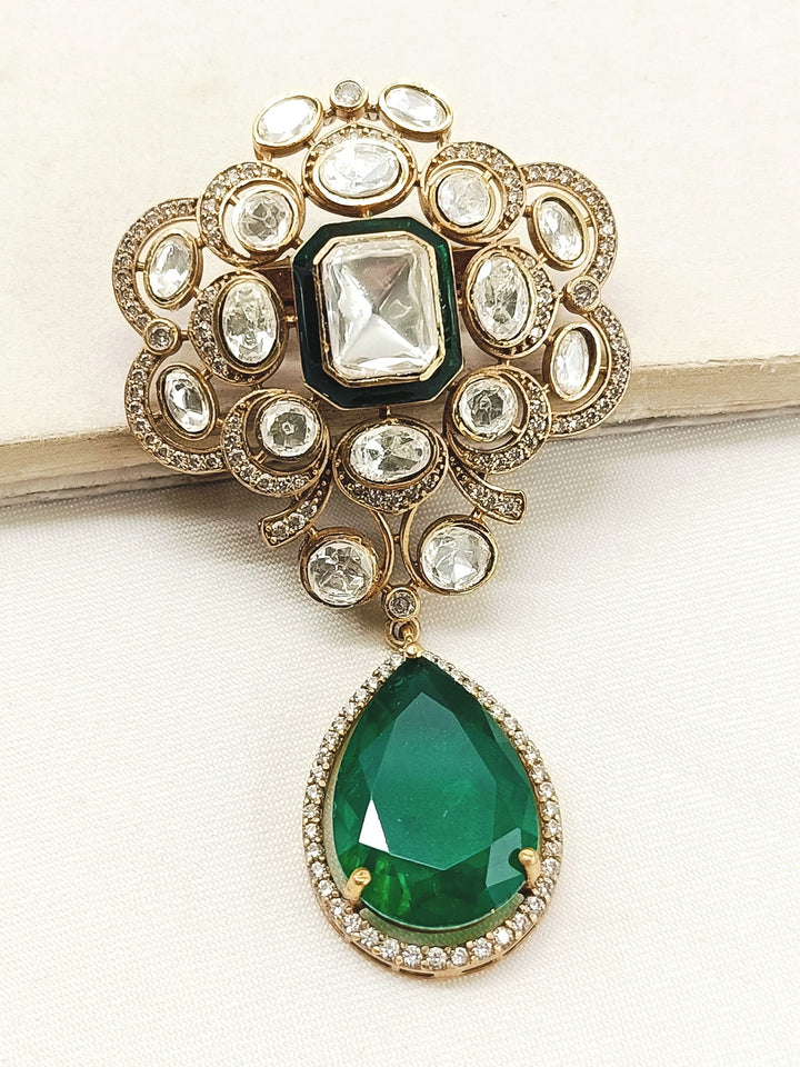 Yugal Green Men's Brooch