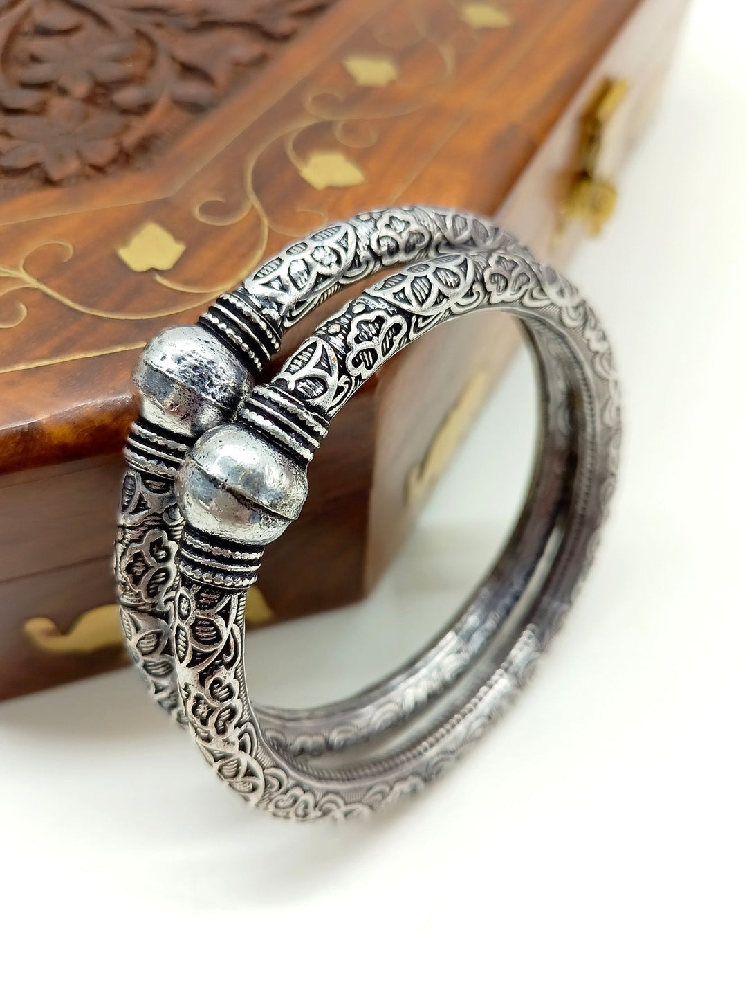 Celina Heaven Oxidized Silver Bangle