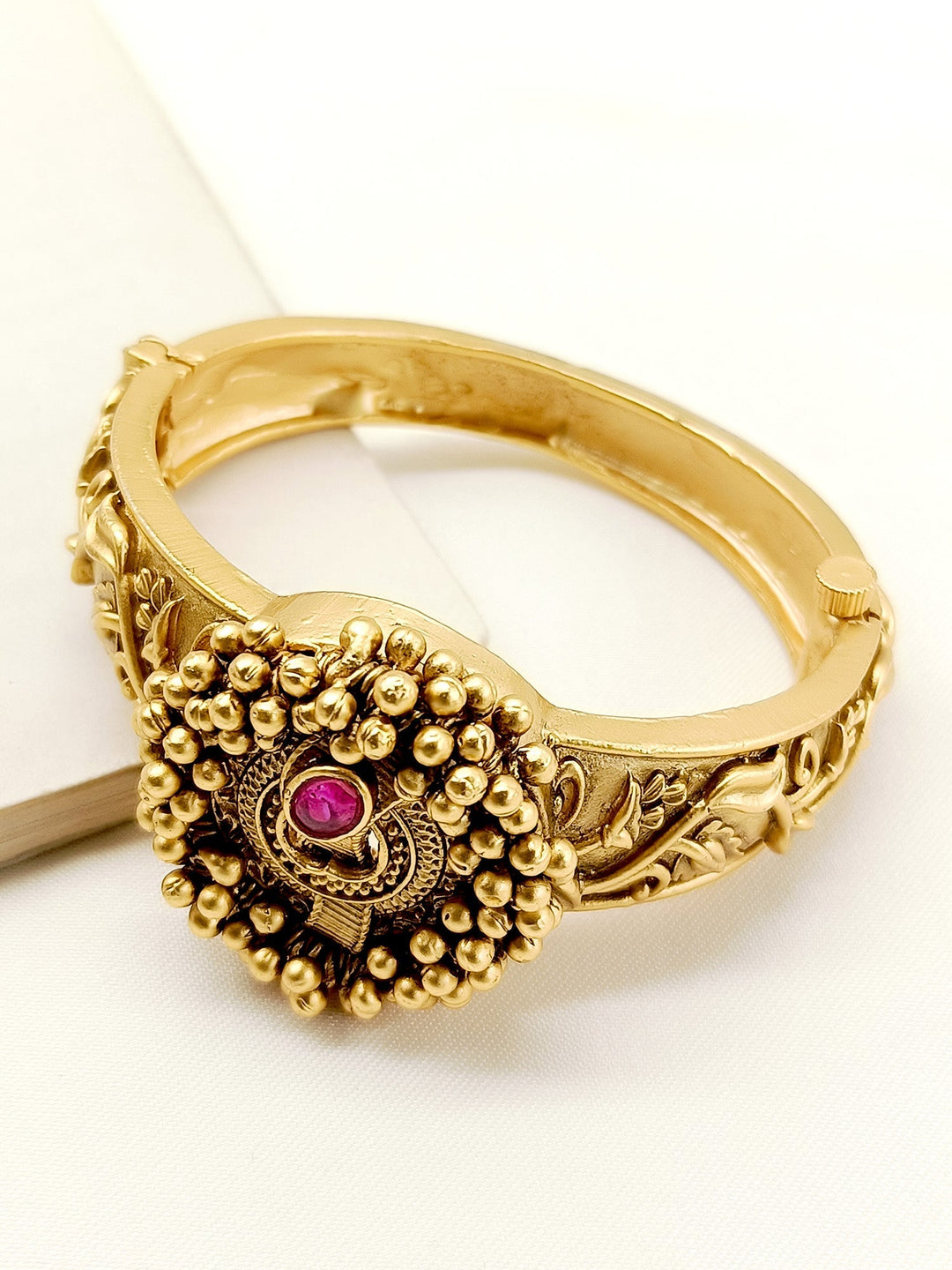 Araya Maroon Antique Kada