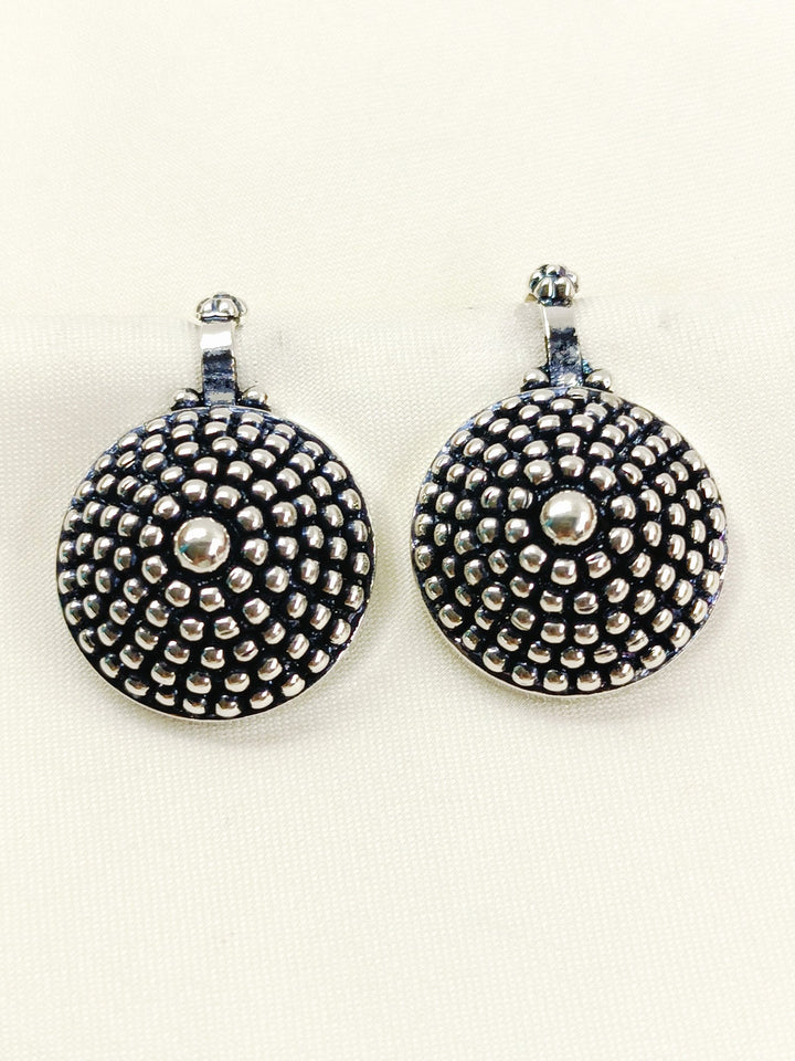 Ghumar Oxidized Plain Silver Dotted Dome Bygadi Cuff Pair