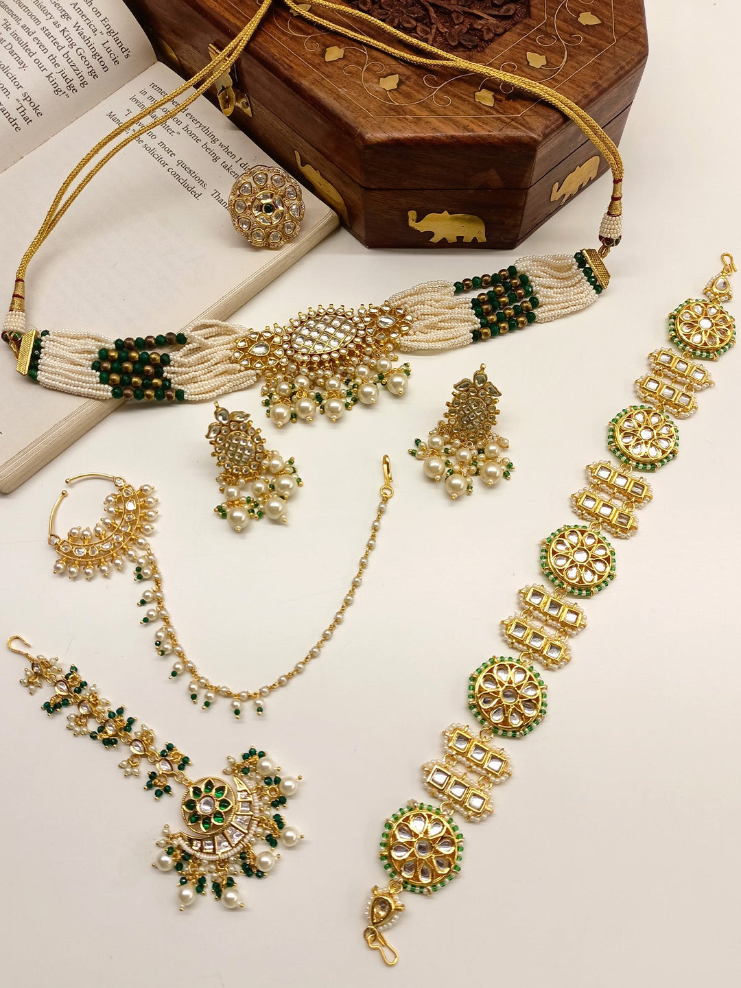 Mirza Semi Bridal Set In Kundan