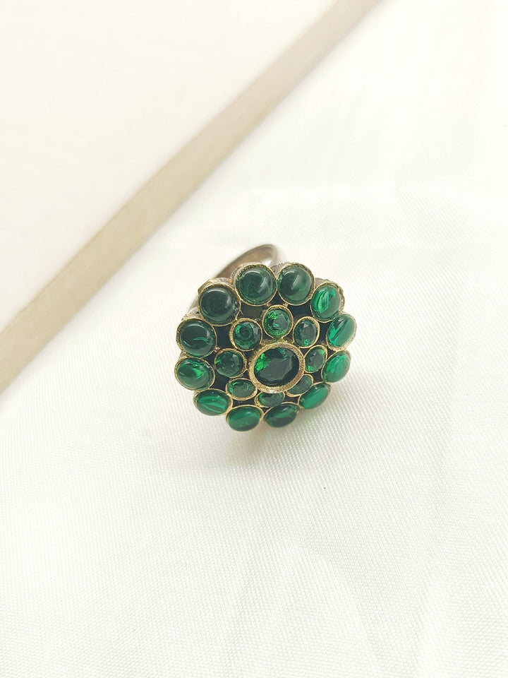 Mahika Green Oxidized Finger Ring