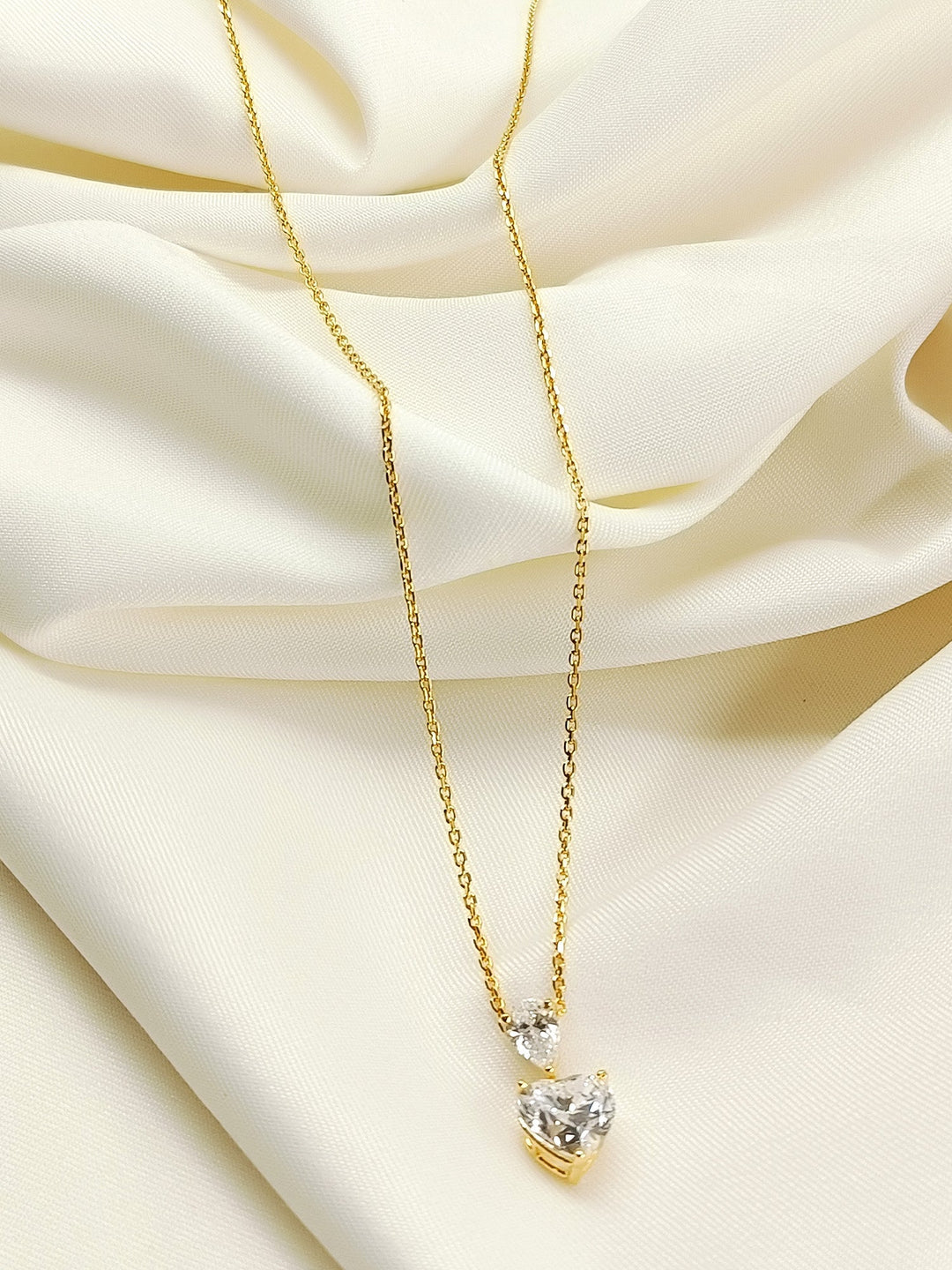 https://cdn.shopify.com/s/files/1/0607/4479/4285/files/1_1af6b302-ce03-4444-9a38-3dfd63b15660.jpg?v=1778152932