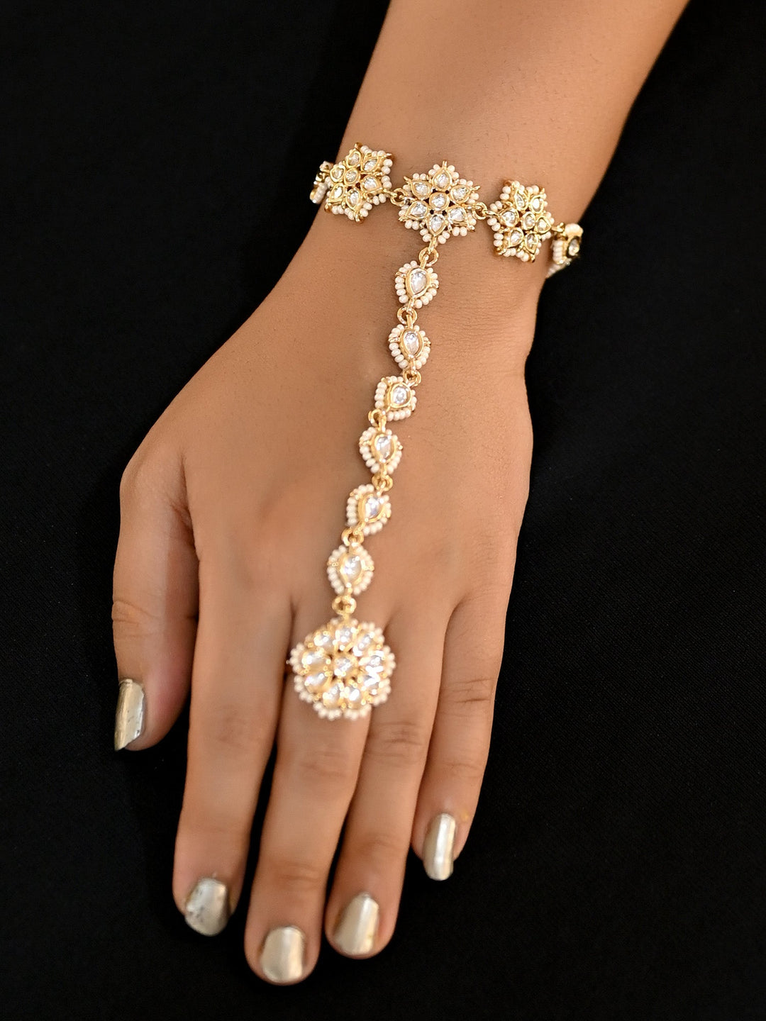 Aayesha Floral Kundan Hathphool