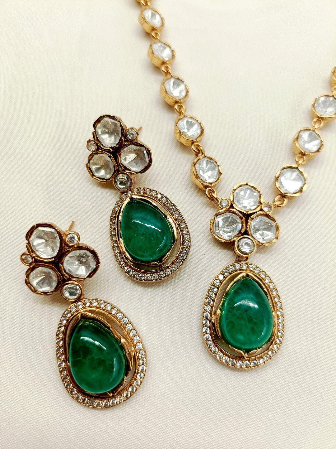 Chaya Emerald Kundan Necklace Set