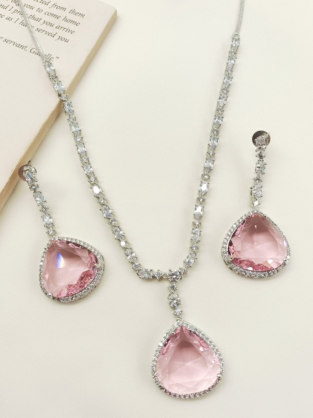 https://cdn.shopify.com/s/files/1/0607/4479/4285/files/1_9a2d64e1-9b5f-4802-89e1-8a0b696a056c.jpg?v=1764063822
