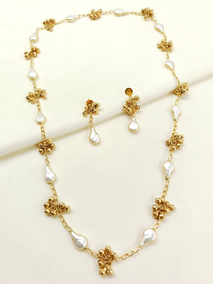 Aishwarya White Oxidized Necklace Set - Gold Plating