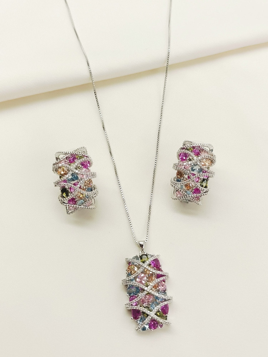 https://cdn.shopify.com/s/files/1/0607/4479/4285/files/1_6f18fa71-23bd-463c-8a98-fbfc00c1878c.jpg?v=1763468702