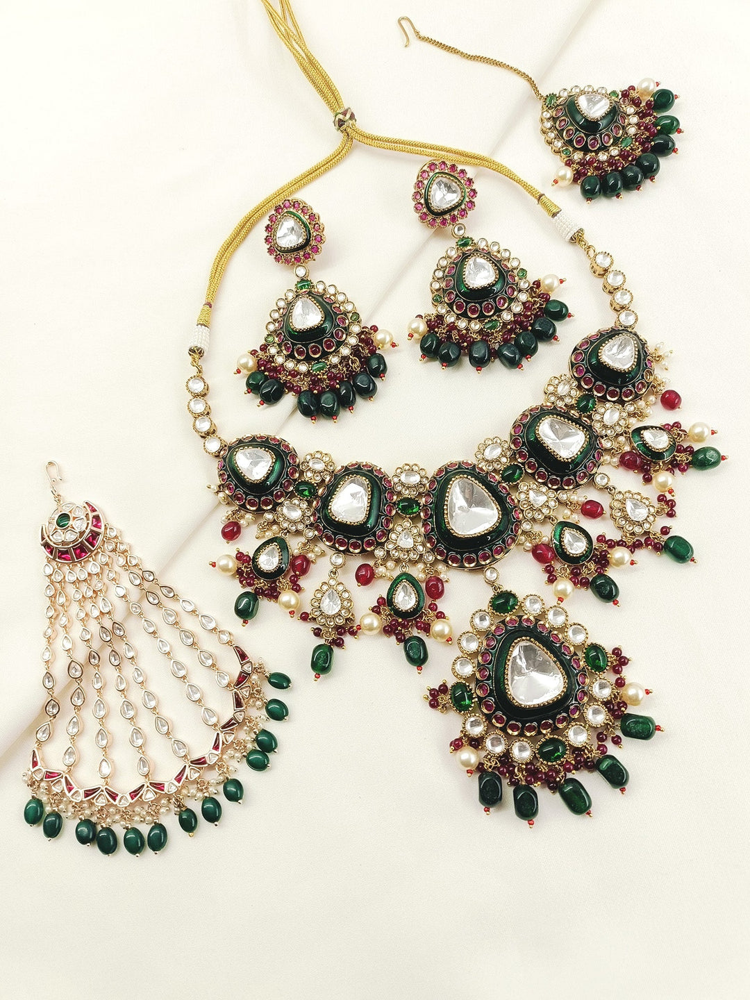 Razia R&G Kundan Necklace Set With Passa