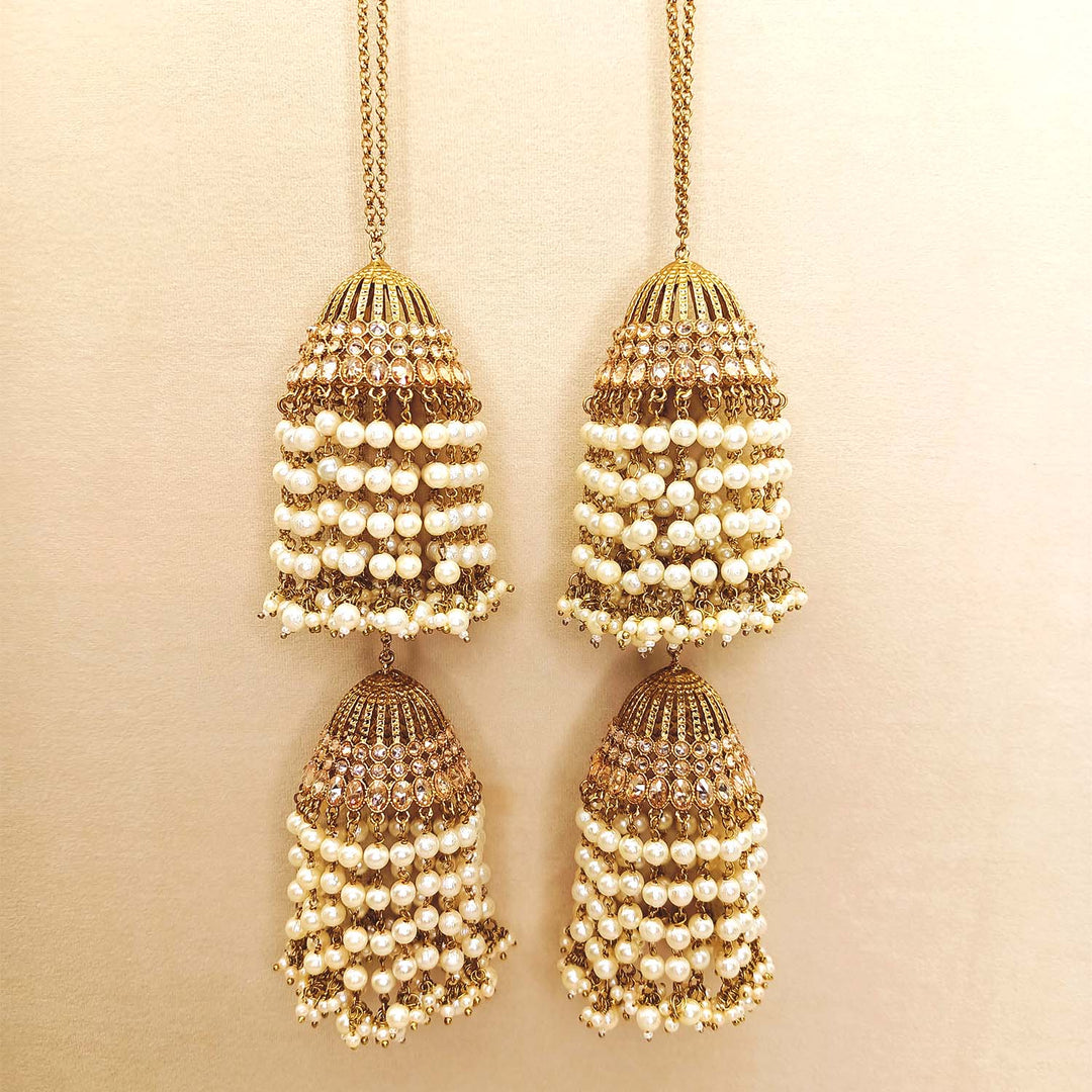 Vedika Off White Pearl Gold Plated Kundan Kalire