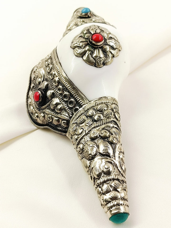 Mrigashi Silver Tibetan-Style Carved Shankh