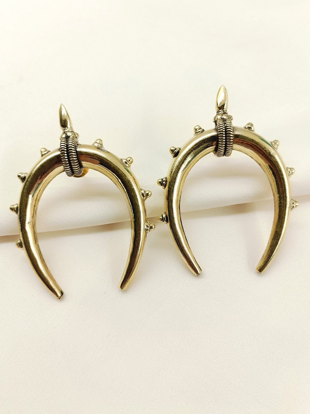 https://cdn.shopify.com/s/files/1/0607/4479/4285/files/1_3e63029c-5396-4480-9ca4-b07405ffbc05.jpg?v=1774429367