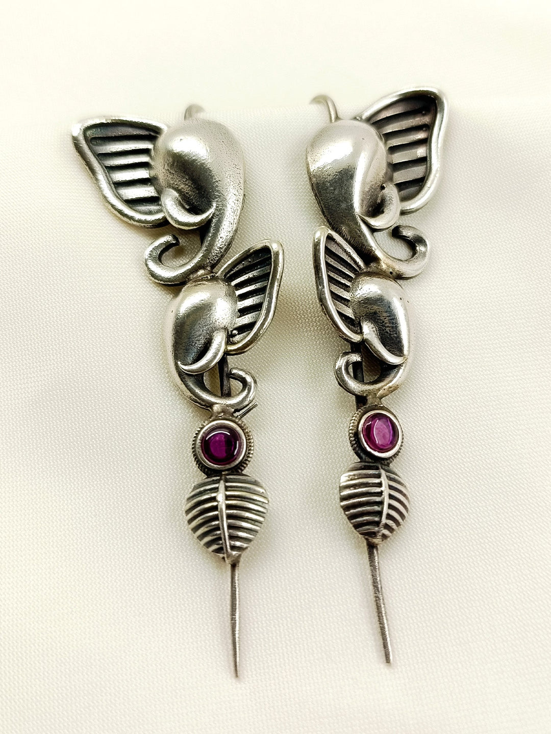 Rayan Majenta Elephant Men's Earcuffs