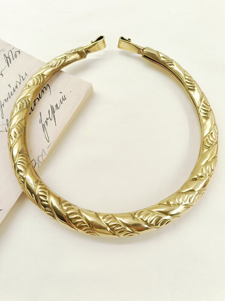 Hrithik Golden Hasli Styled Men's Neckpiece