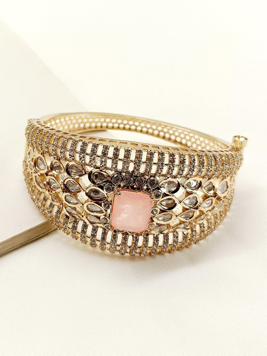 Sadhya Pink Kundan Bracelet