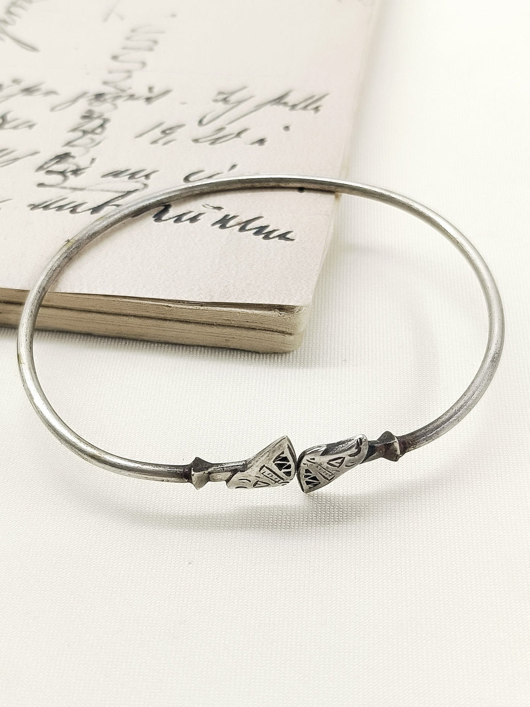 Vasini Plain Oxidized Bracelet