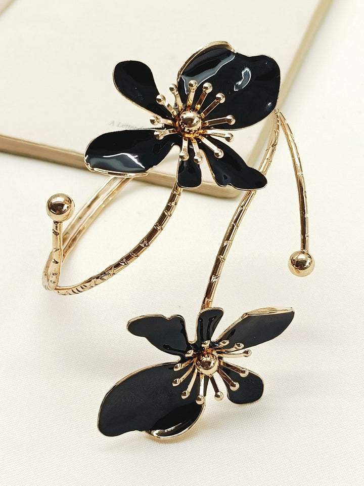 Kaikayi Black Western Bracelet