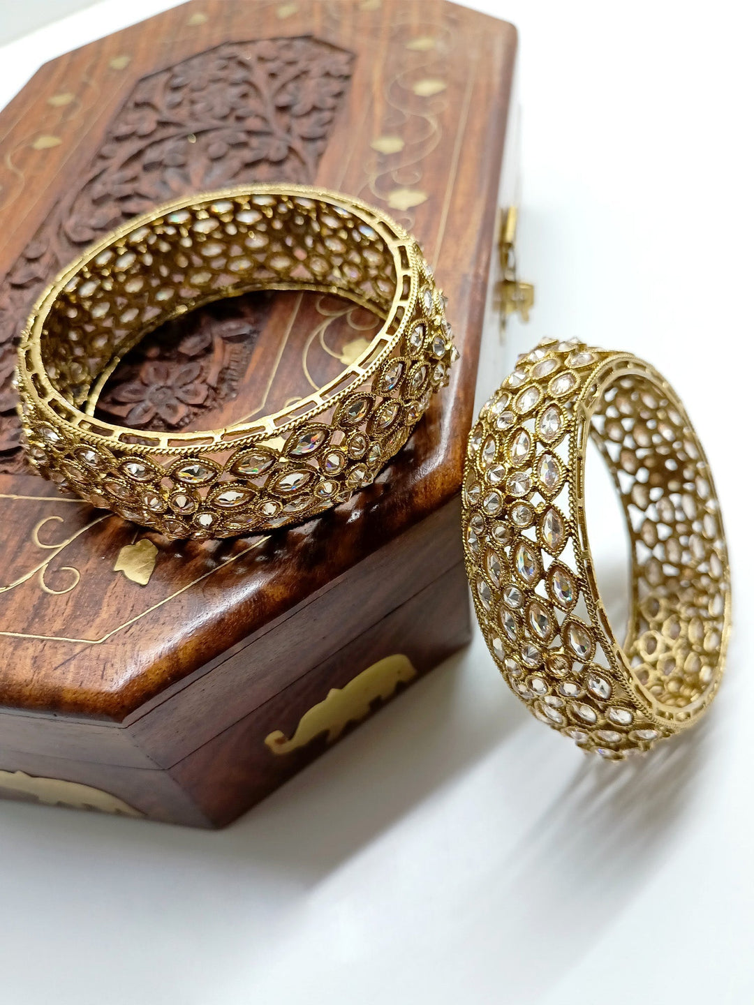 Avneet Copper Polki Bangles