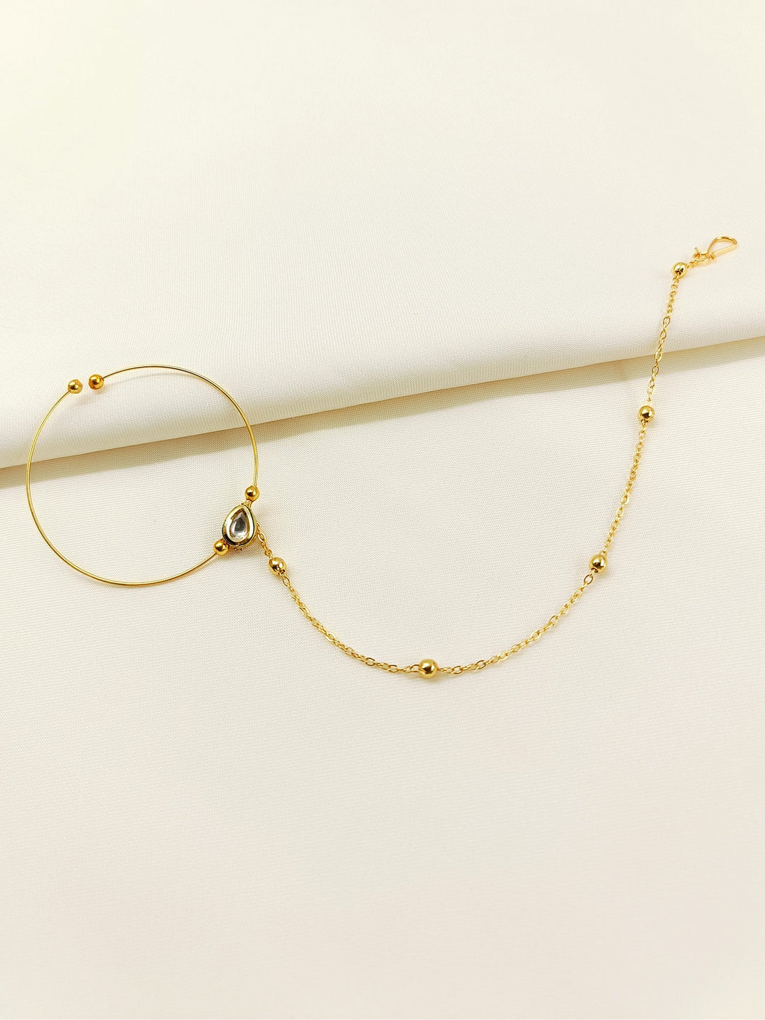 Hemika Golden Kundan Nath