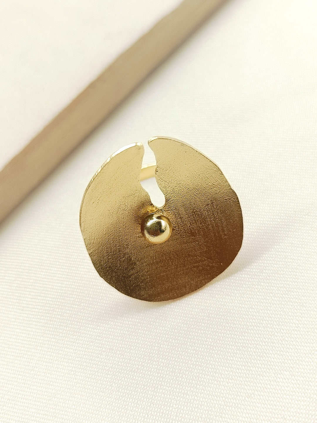 https://cdn.shopify.com/s/files/1/0607/4479/4285/files/1_160f6377-eb85-41fe-b7e5-79ec66df087b.jpg?v=1713869712