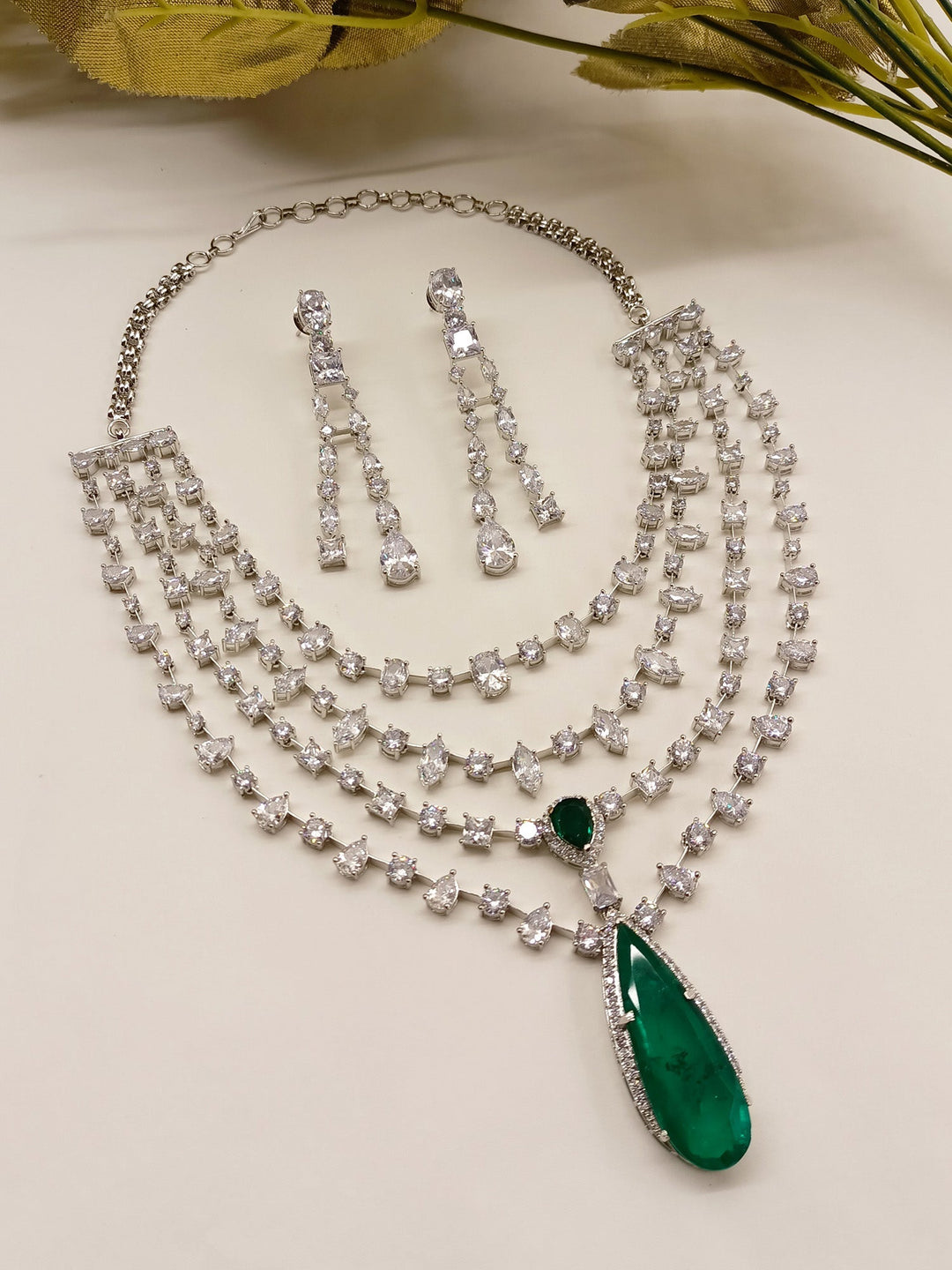 Ives Emerald American Diamond Set