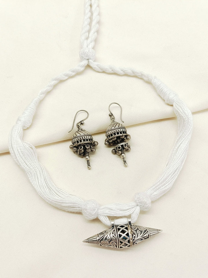 https://cdn.shopify.com/s/files/1/0607/4479/4285/files/1_5391f0ac-f6a7-4758-a5d1-915714ea3889.jpg?v=1752062386