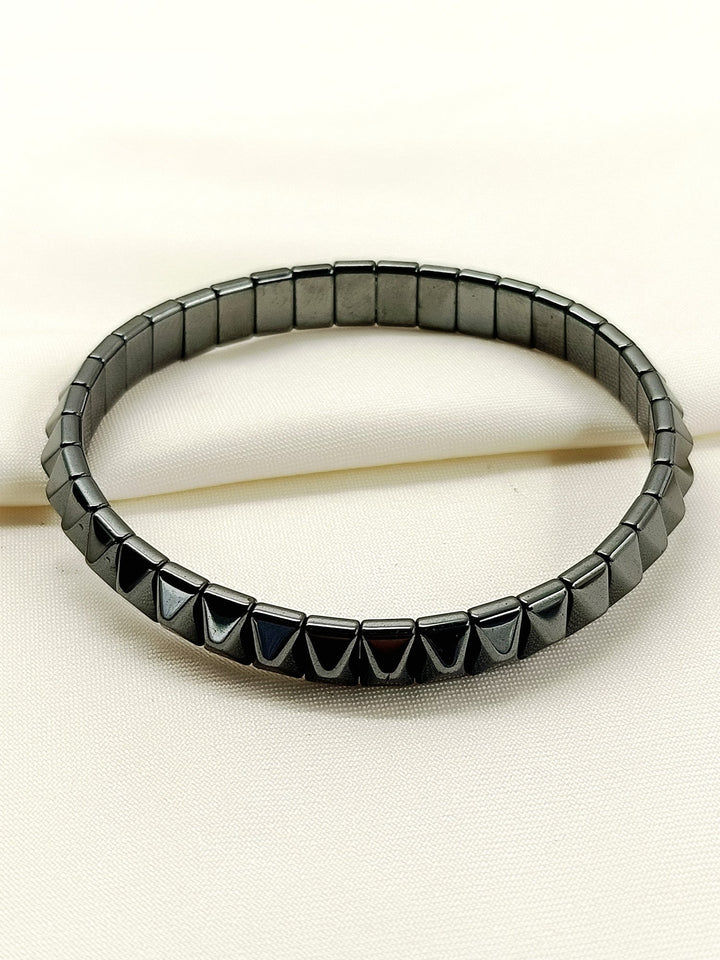 Devyan Black Pyramid Hematite Men&