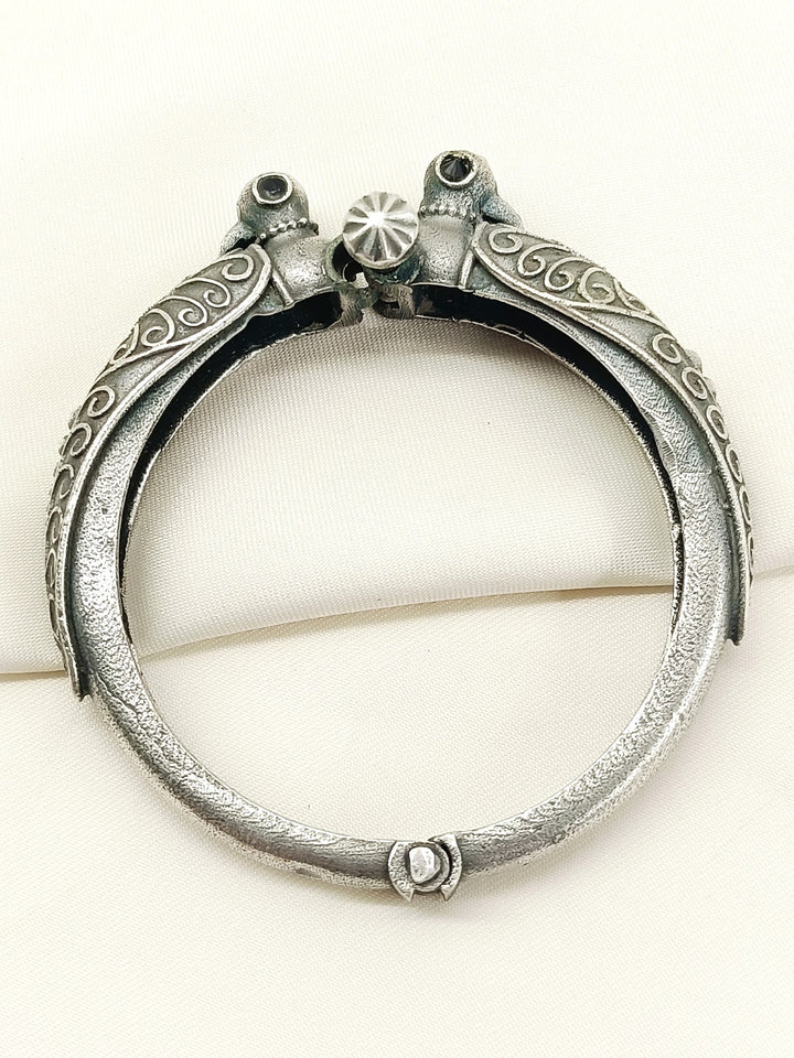 Cain Plain Oxidized Kada