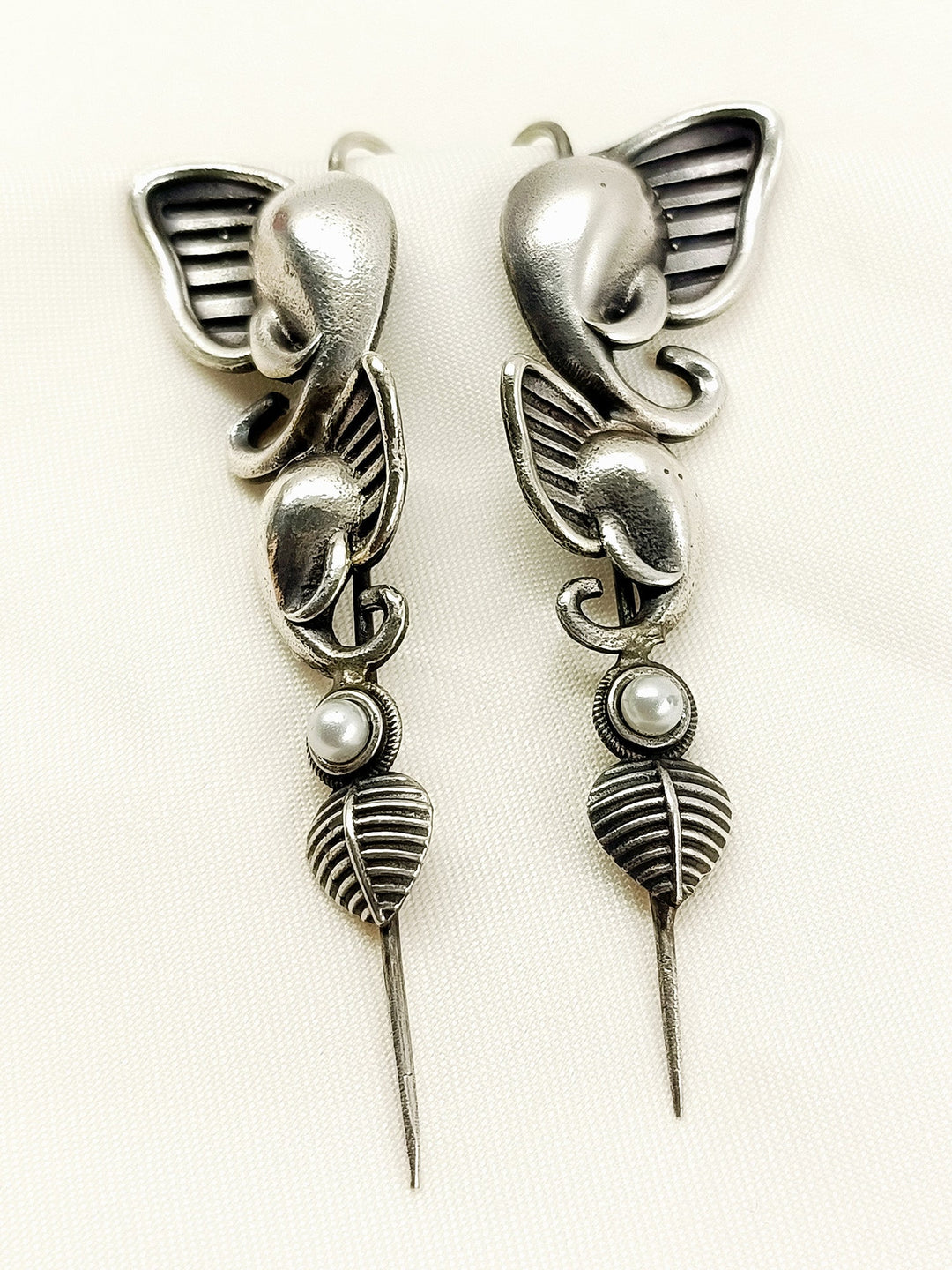 Kriday White Pearl Elephant Men's Earcuffs