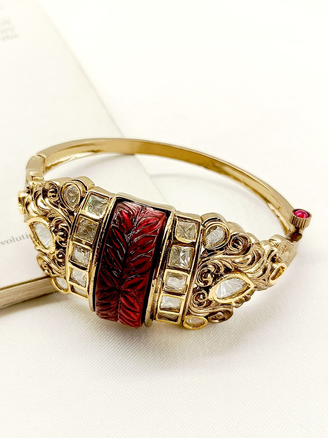 Lenora Maroon Victorian Kada