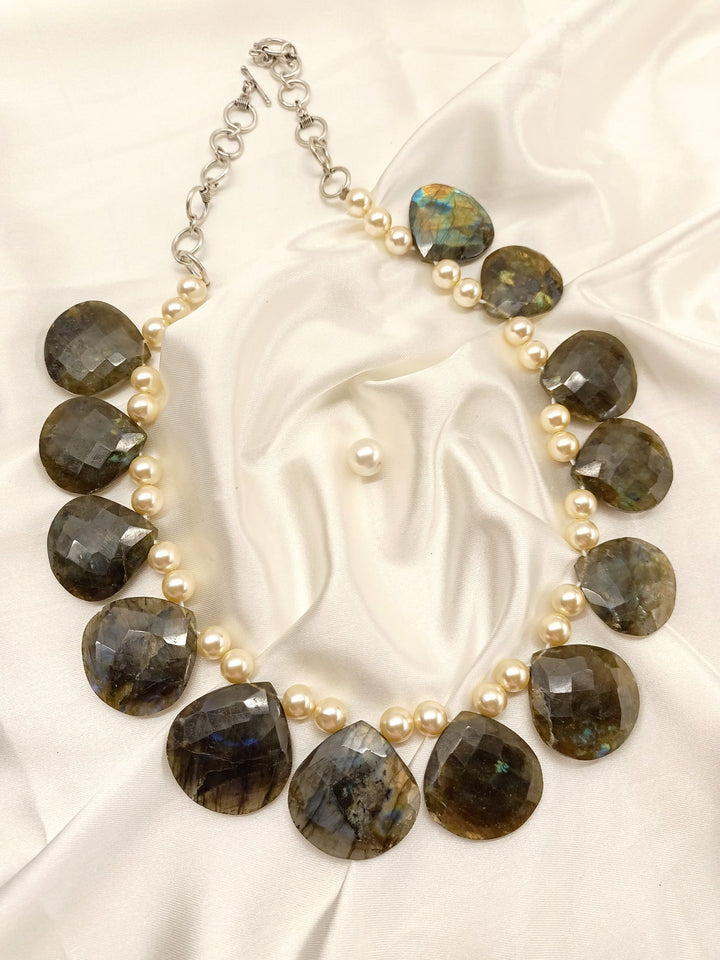 Kim Labradorite Natural Stone Necklace