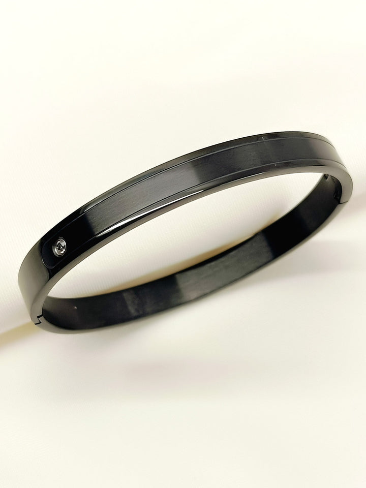 Aarushya Black Minimal Stone Men&