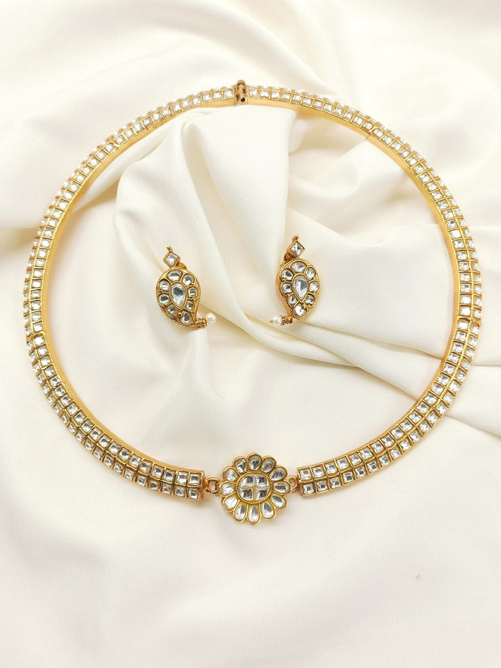 Shrudhi White Hasli Styled Kundan Choker Set