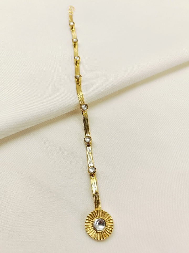 Anayra Snake Chain Kundan Maang Teeka