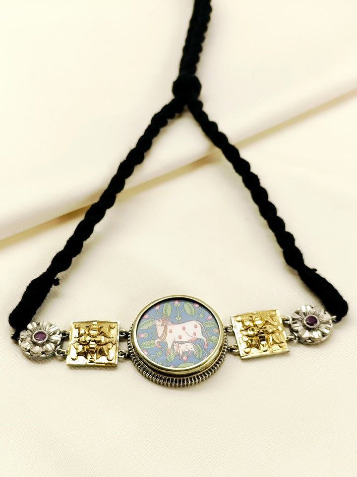 Ayansh Kamdenu - Gau Mata Pichwai Men's Neckpiece
