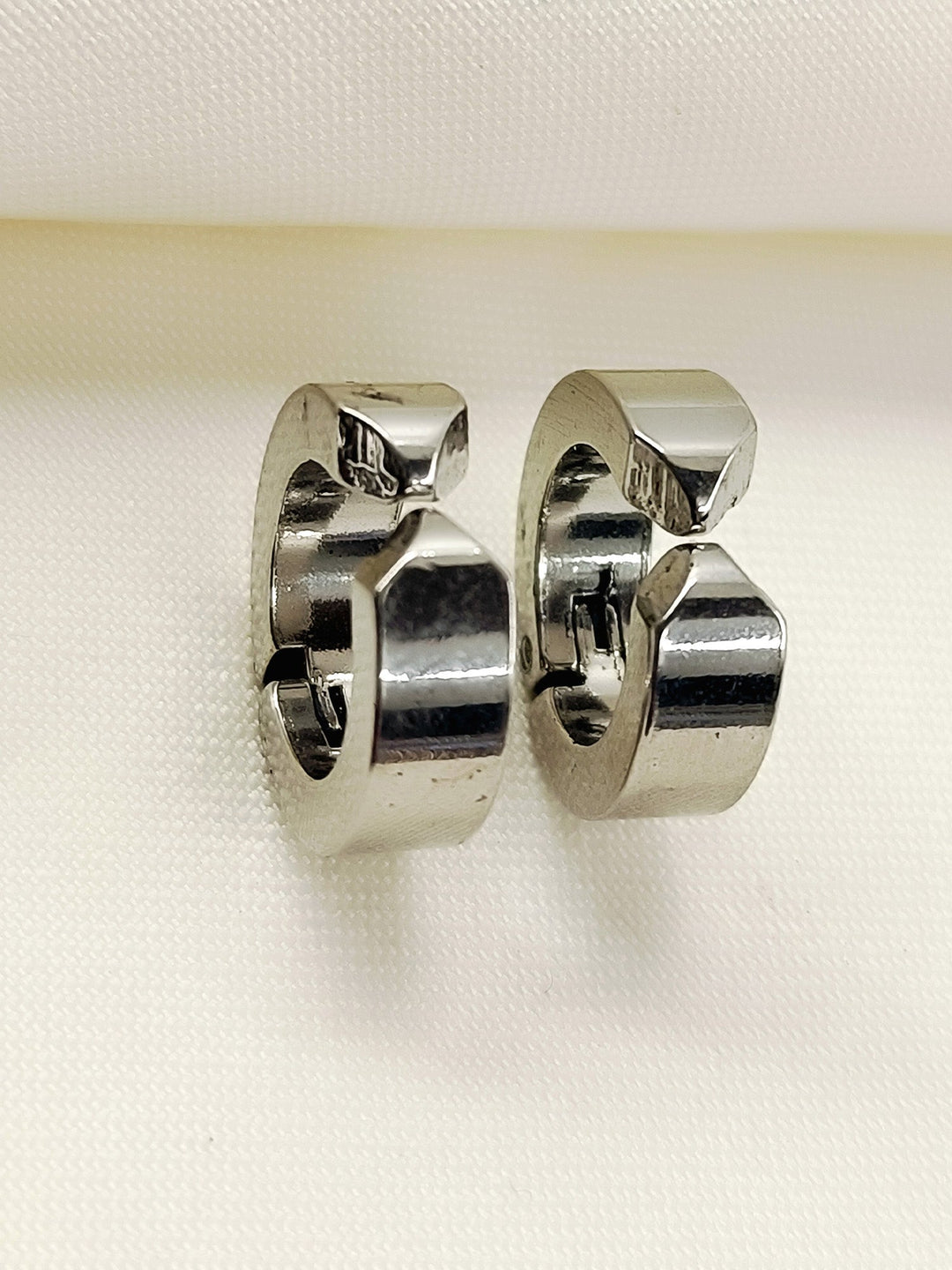 Nikhil Silver Men&