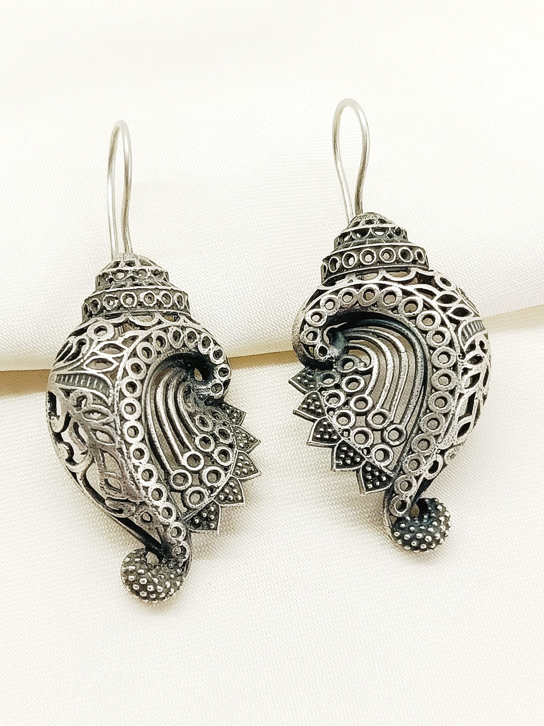 https://cdn.shopify.com/s/files/1/0607/4479/4285/files/1_63477767-9219-4941-9314-7bd3f696ffe4.jpg?v=1773127455