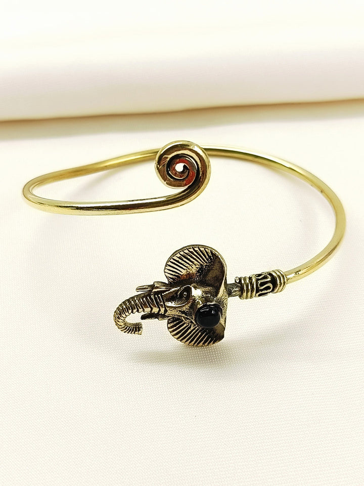 Vayu Black Elephant Men&