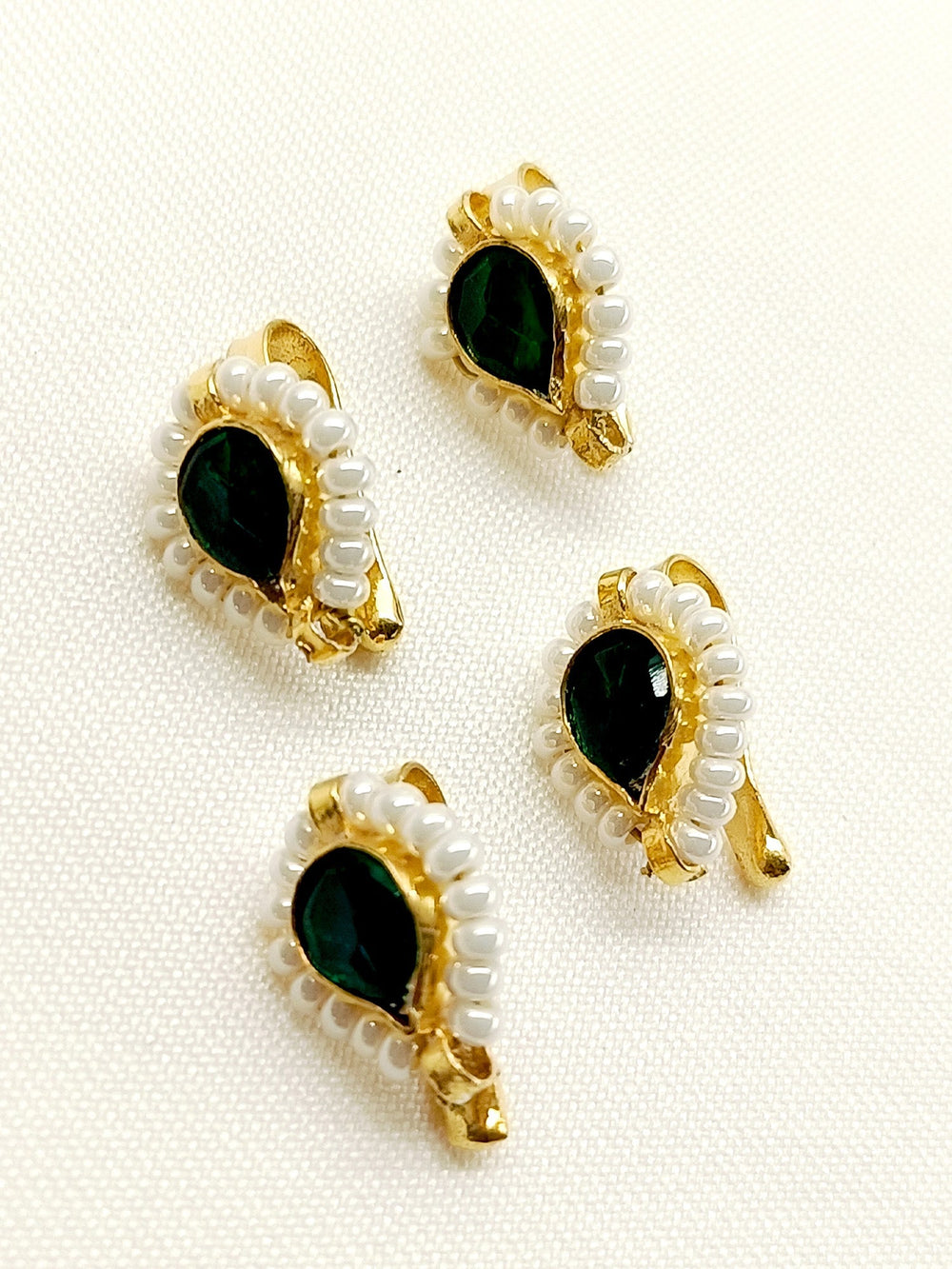 Pia Small Size Green Kundan Ear Cuff [4 Piece]