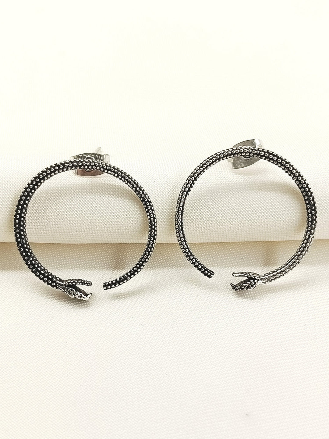 https://cdn.shopify.com/s/files/1/0607/4479/4285/files/1_99d3ba91-bee1-4857-b5b6-95a485f68a80.jpg?v=1772263630